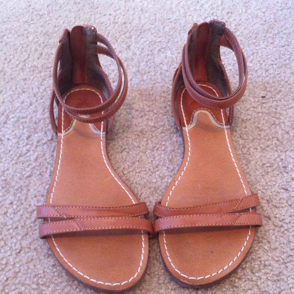 💚💚💚RESERVED💚💚💚Brown strappy sandals