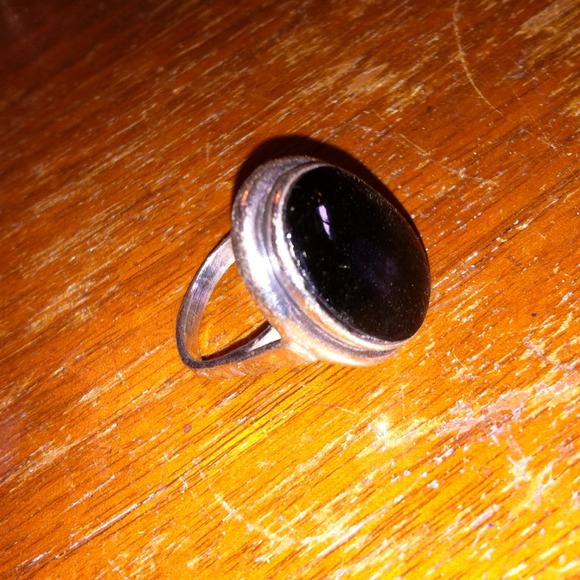 Black antique ring size 7.5