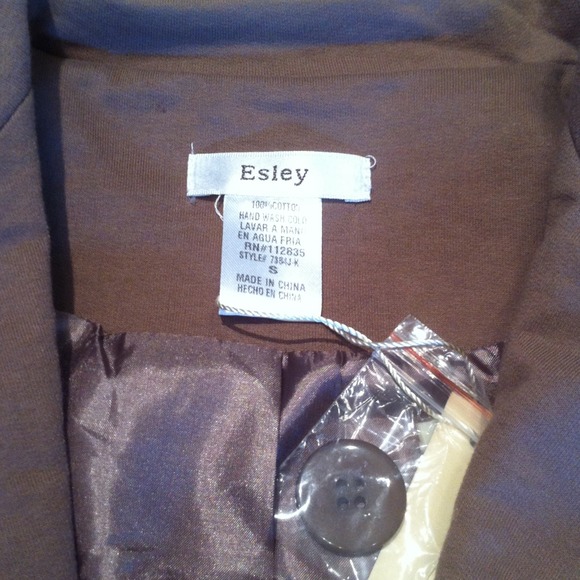 SOLD - Picture 3 of 4