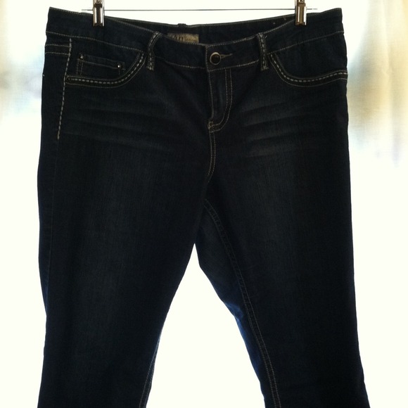 Plus size Capri jeans Dark wash