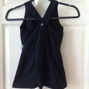 Lululemon black exercise tank