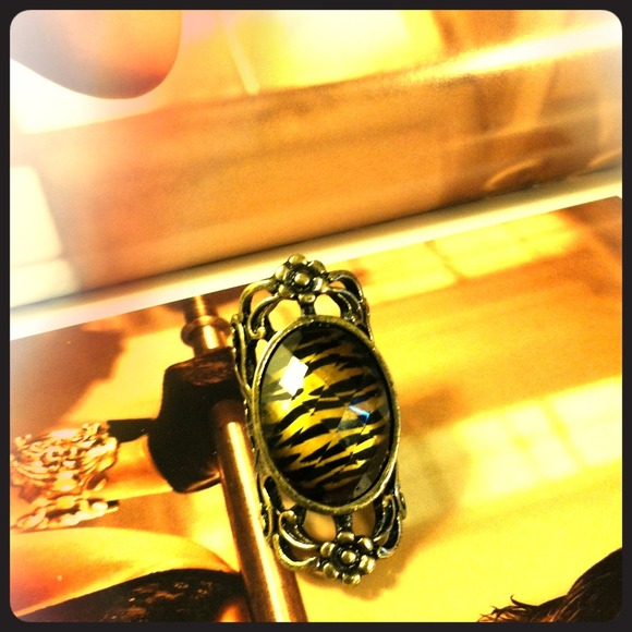 Vintage inspired ring