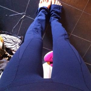 Lulu lemon long navy blue pants