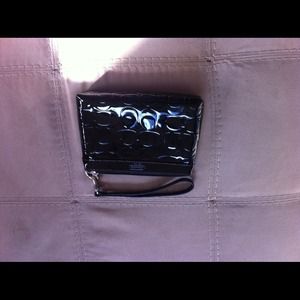 Reserved for @regisha Coach wristlet.