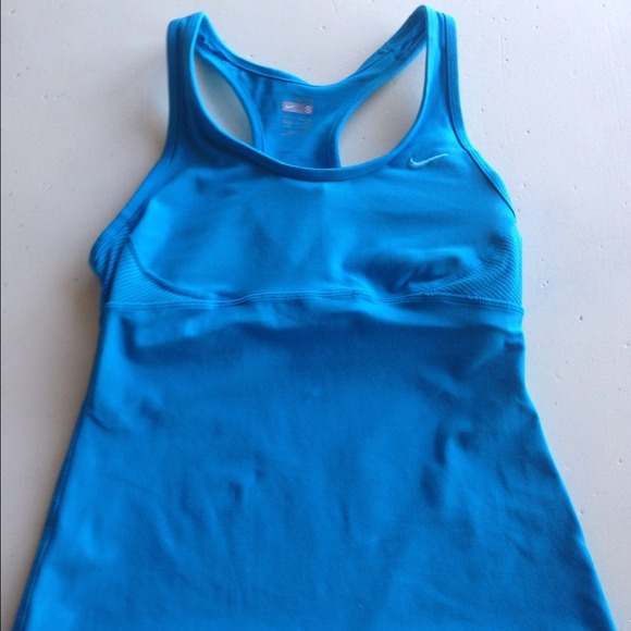 Nike tank - Picture 1 of 2
