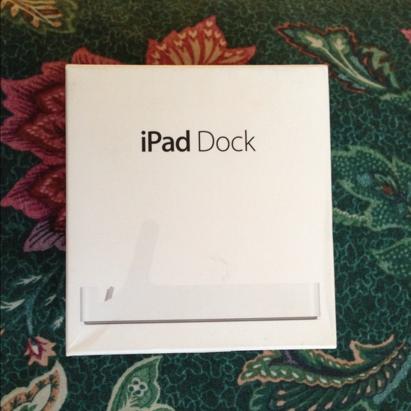 Apple iPad 2 dock.