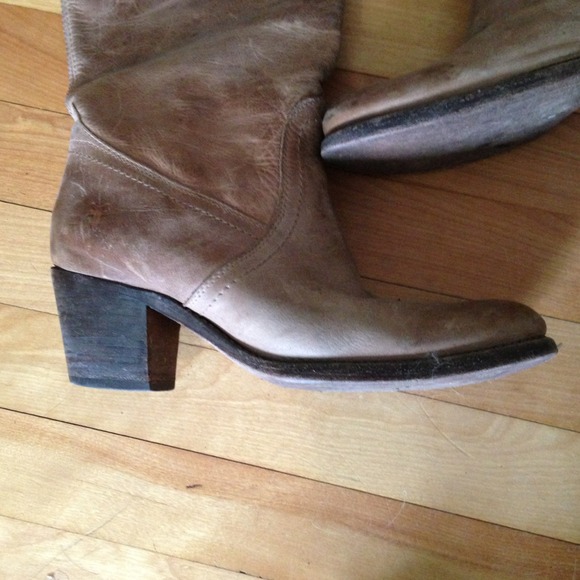 like new frye boots - Picture 3 of 4