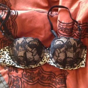 VS Balconet bra