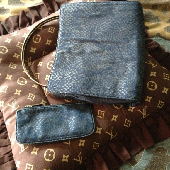 Bebe denim silver loop handbag with coin purse - Picture 3 of 3