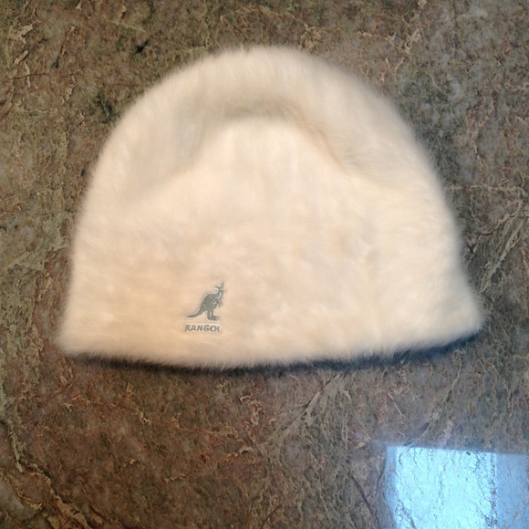 ** PRICE CUT** Winter white angora cap