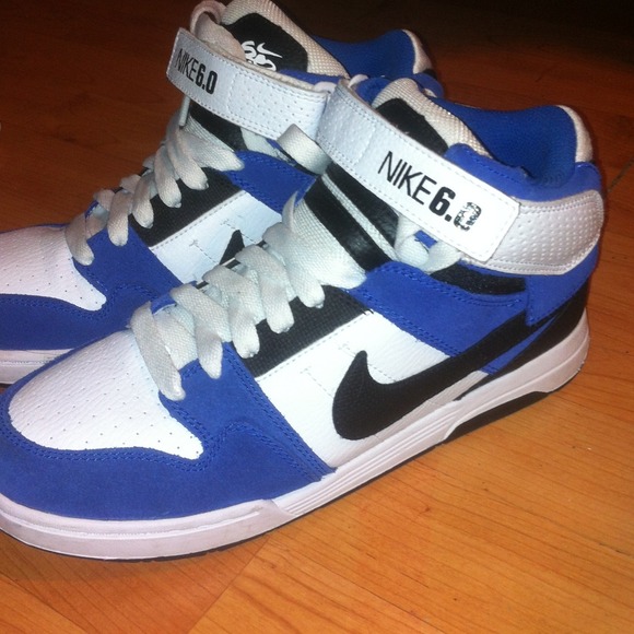 SOLD! Nike 6.0 Sneakers