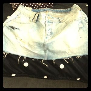 Denim skirt. Never worn.