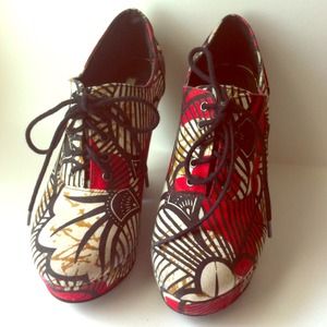 Sold🚩Ecote heels & coral top 🎉Bundle🎉