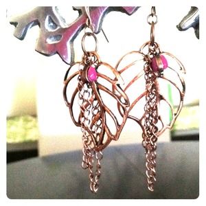 Leaf earrings NWOT