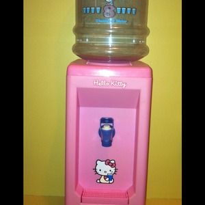 Hello Kitty Water Despenser!!