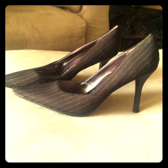 💋💋reduced💋💋Rampage dark navy pinstripe heels