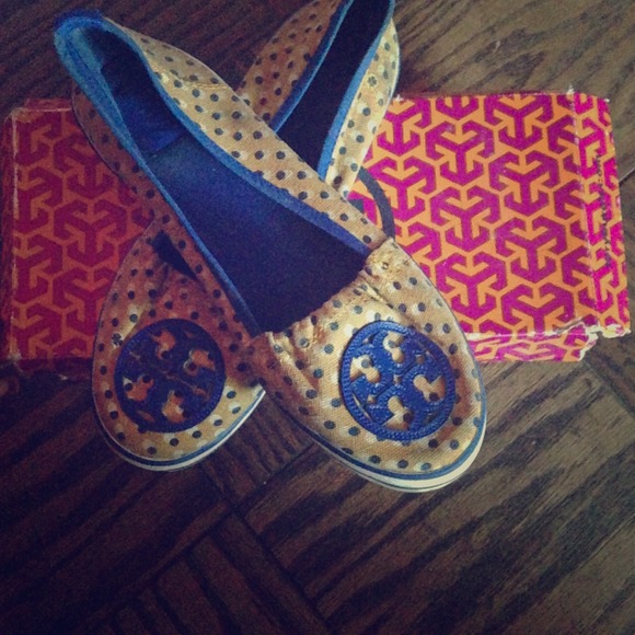 Tory burch slip on sneakers