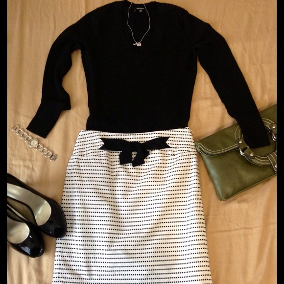 Express Black Sweater XS
