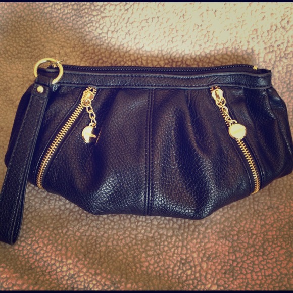 Clutches & Wallets - Jennifer Lopez clutch!