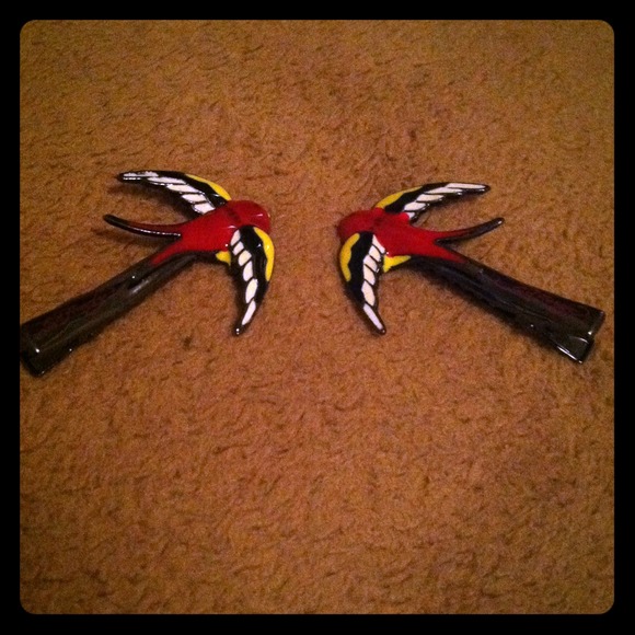 NWOT Authentic Ed Hardy sparrow hair clips:)