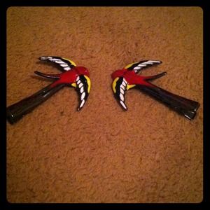 NWOT Authentic Ed Hardy sparrow hair clips:)