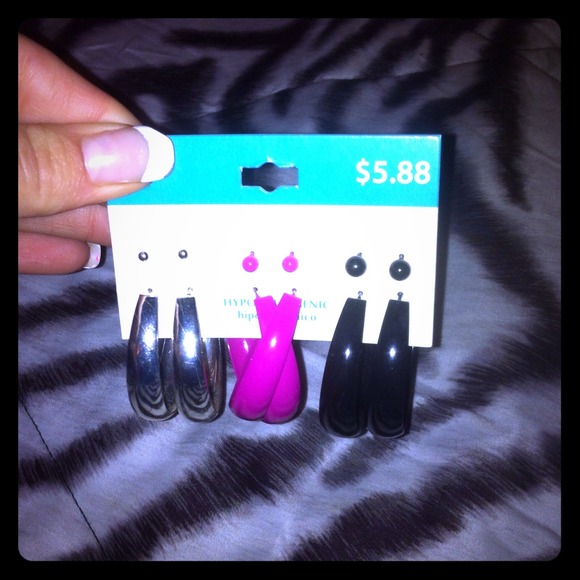 Ear rings