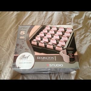 🌸Reserved for trade with pea_p0d 🌸. Hair curlers