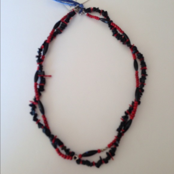 MOULIN ROUGE handcrafted necklace - Picture 1 of 3
