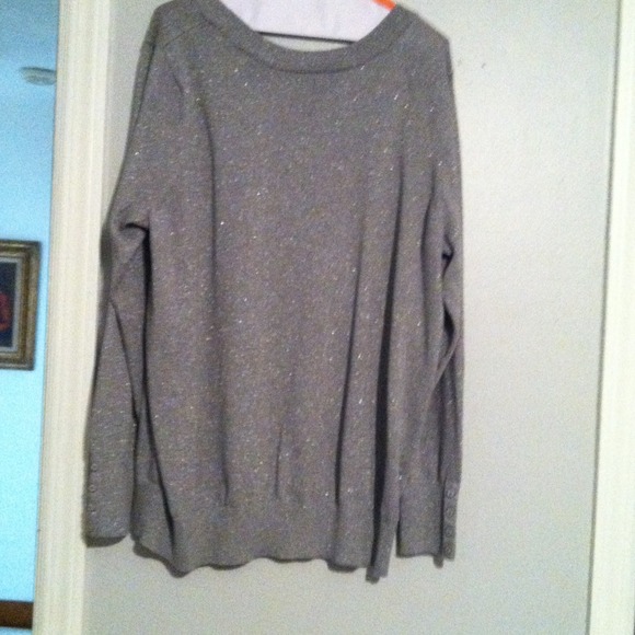 🔴SOLD🔴Lane Bryant Gray Shimmer Sweater - Picture 4 of 4