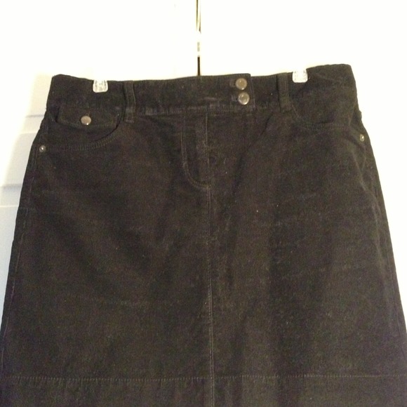 Black corduroy mini skirt - Picture 2 of 3