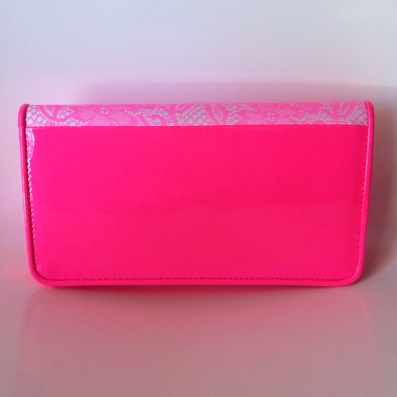 SOLDinBUNDLE Pink Lovely Clutch with Lace Detail - Picture 3 of 4