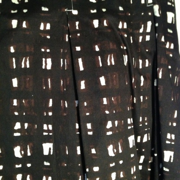 Black printed skirt - Picture 2 of 2