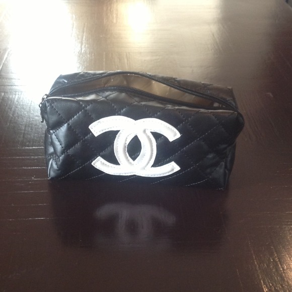Large makeup bag
