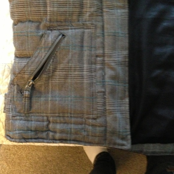 Vest jacket with fur lined hood - Picture 2 of 3