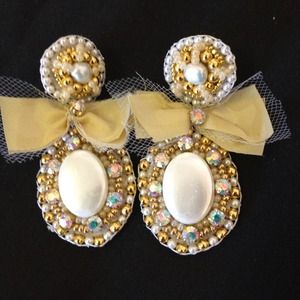 champagne bride wedding post earrings