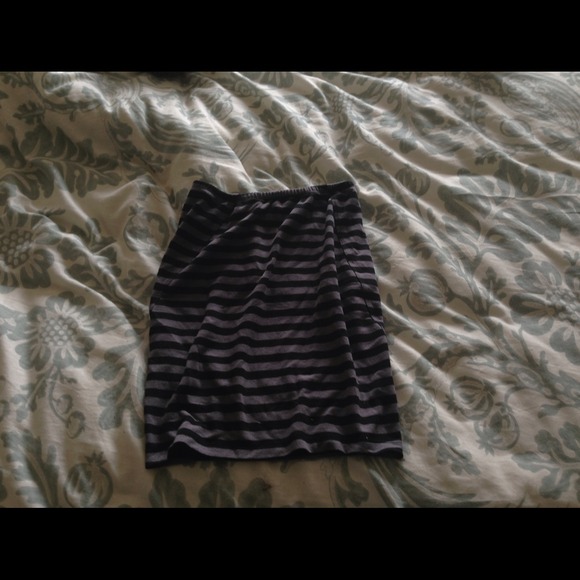 Striped bodycon skirt