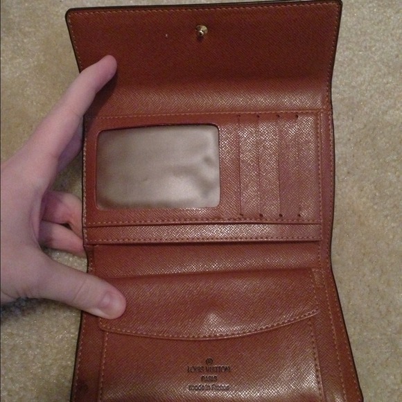 LV wallet