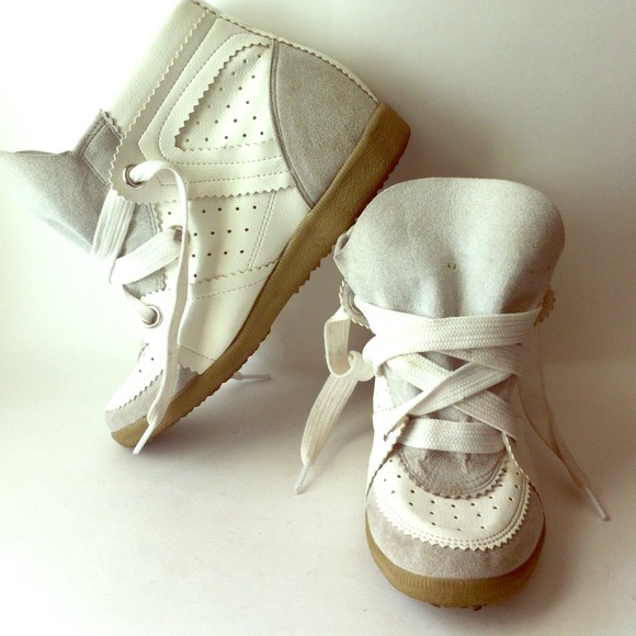 White & grey ankle boots