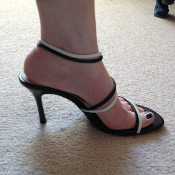 **SOLD** Strappy heels