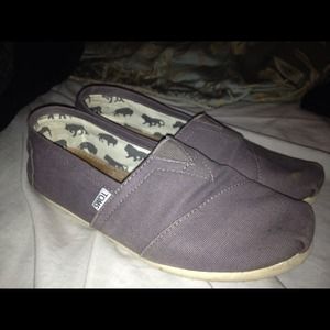 Classic Grey Toms 8M or 9.5/10W