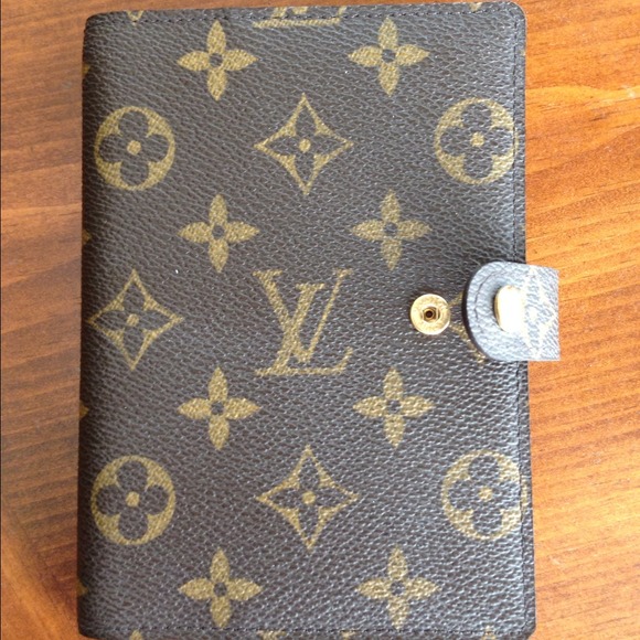 Authentic LOUIS VUITTON agenda cover