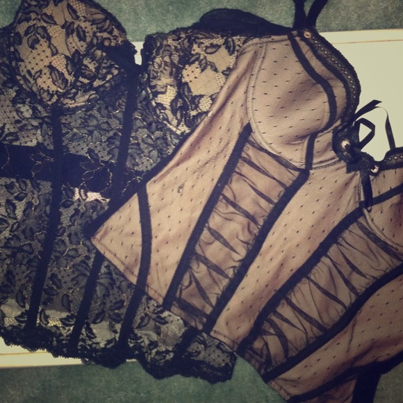 BUNDLE 📦 VS corsets!