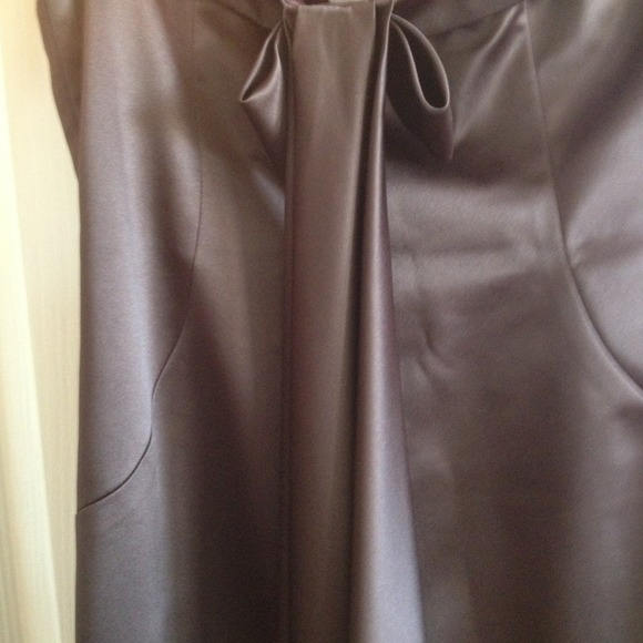 Chocolate brown satin dress - Picture 2 of 3