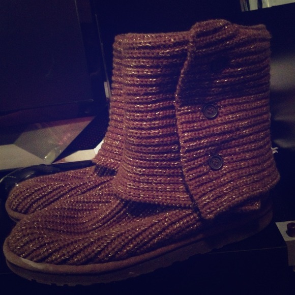 Brown Sweater Knit Uggs💕