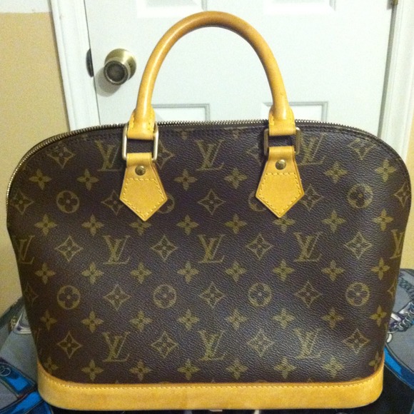 🚫🚫SOLD🚫🚫Alma bag