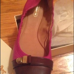 Coach flats beautiful soft leather