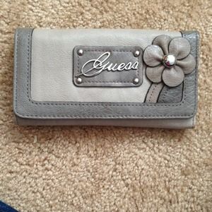 Guess wallet