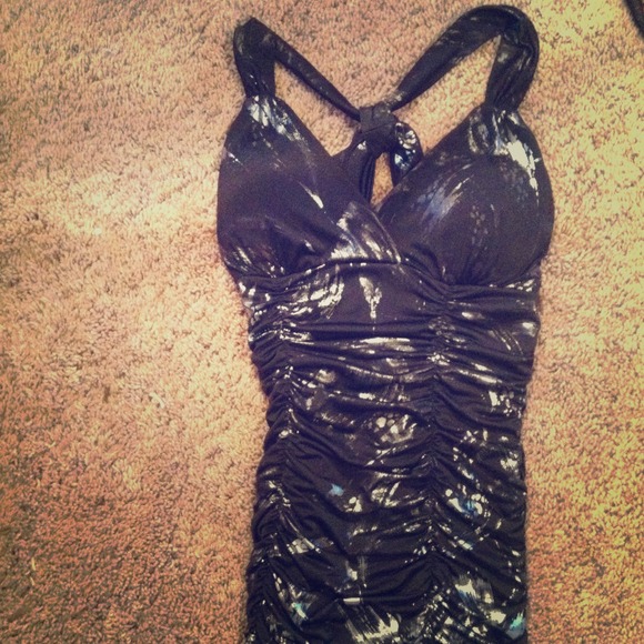 show off deeeem curves!