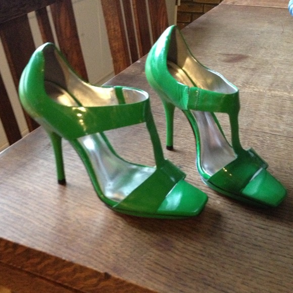 Jessica Simpson Shoes - Jessica Simpson Patent Leather Heels