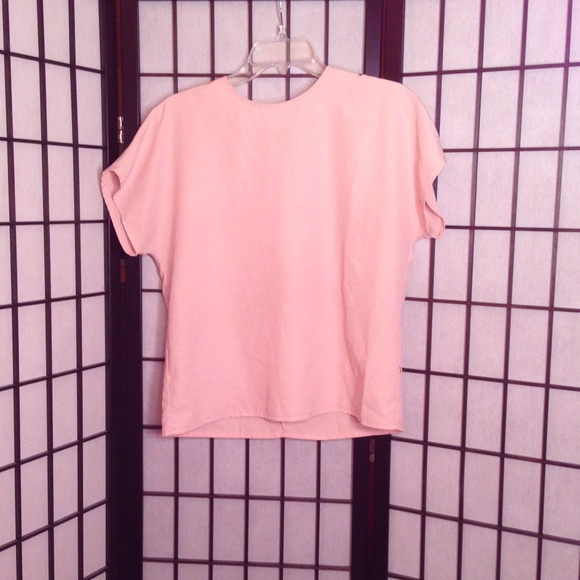 Light powder pink thin top-perfect for spring! - Picture 1 of 3